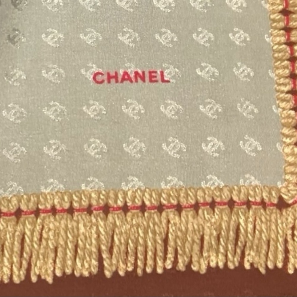 Chanel Scarf - Picture 15 of 17